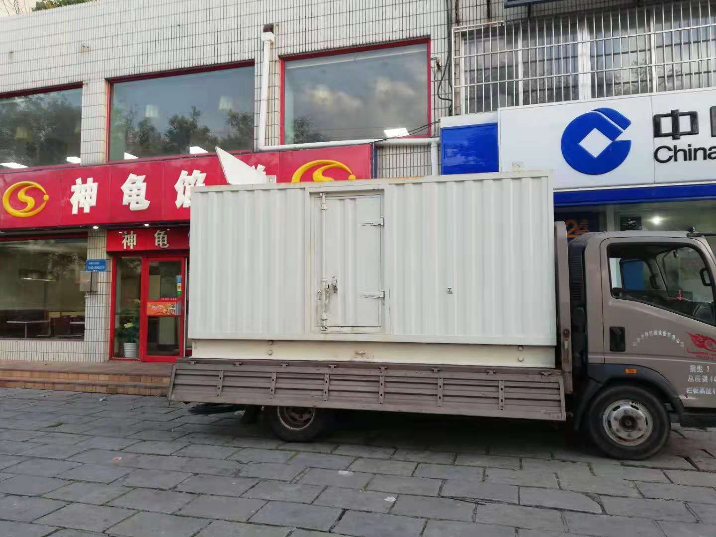 万山出租发电机-柴油发电机组错误的启动方式