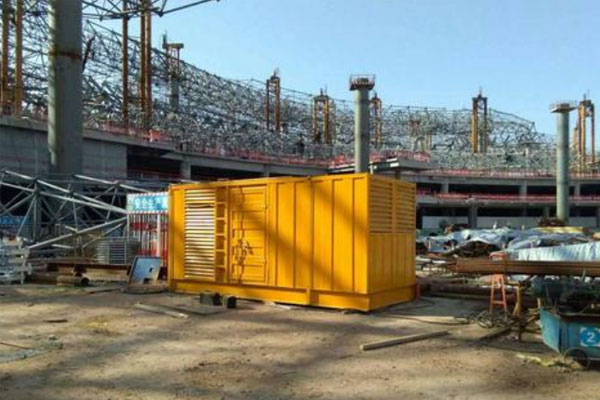 万山发电机出租如何判断空气滤清器是否需要更换？